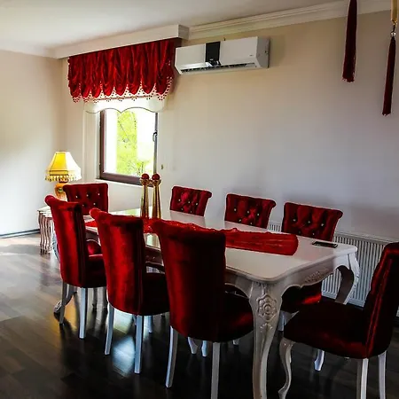 Dilek Holiday home *